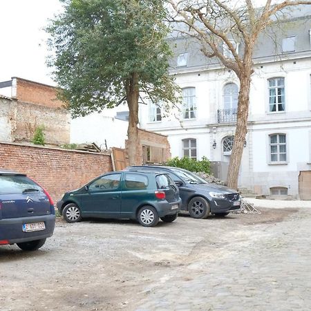 La Maison De La Duchesse De La Valliere - Chambre Rosaline - Parking Prive Gratuit 蒙斯 外观 照片