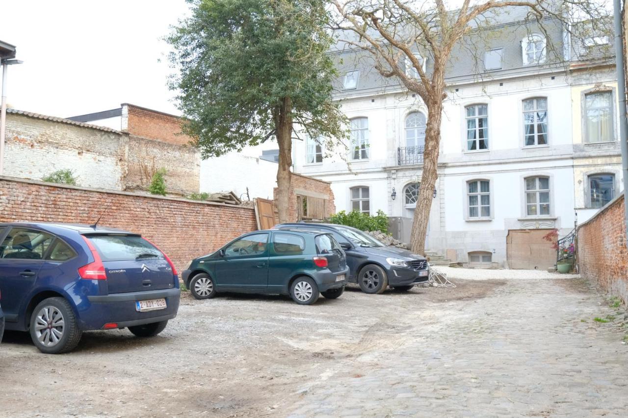 La Maison De La Duchesse De La Valliere - Chambre Rosaline - Parking Prive Gratuit 蒙斯 外观 照片
